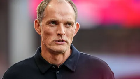 热刺与埃弗顿共患难，曼联对布赖顿胜败难料